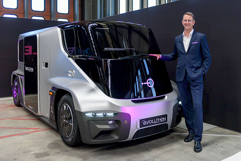 2022: Günther Schuh präsentiert das Shuttle META auf dem Greentech Festival